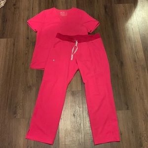 Figs LIMITED EDITION Scrub Set in Shocking Pink, Medium Petite